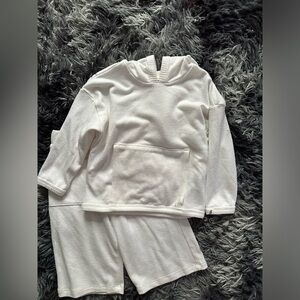 Easy peasy matching set